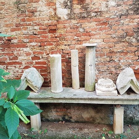 Appartamento Garden Ca' Rezzonico Venedig Exterior foto