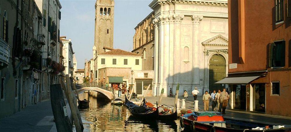 Appartamento Garden Ca' Rezzonico Venedig Exterior foto