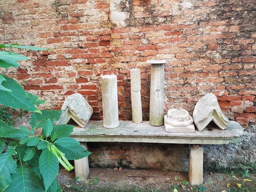 Appartamento Garden Ca' Rezzonico Venedig Exterior foto
